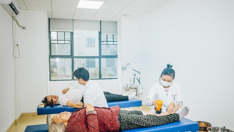 保温箱配送车安装流程详解：关键步骤与注意事项